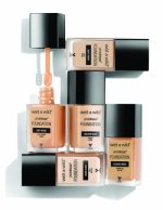 Wet n Wild, Матиращ Фон дьо тен "Photo Focus MATTE"
