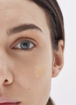 BABÉ Оцветяващ слънцезащитен суперфлуид за лице с SPF 50 (50 мл)